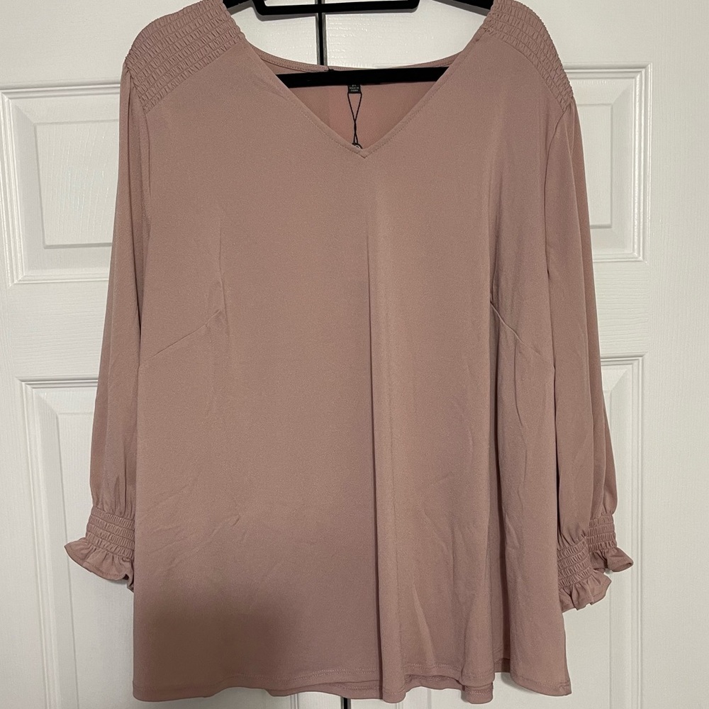 BRAND NEW Adriana Pappell Plus Blouse